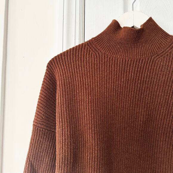 J. Crew Ribbed Mock Neck Turtleneck Sweater Stretch Yarn Brown BV348 Size Medium - Picture 3 of 10